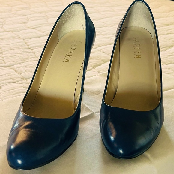 Ralph Lauren Navy Blue Heels - Picture 1 of 4